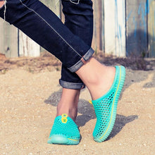Load image into Gallery viewer, Beach Slippers