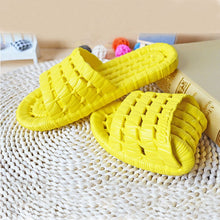 Load image into Gallery viewer, Women's Slipper