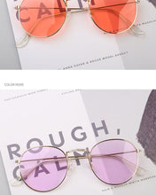 Load image into Gallery viewer, ALEVALS Small Frame Round Sunglasses
